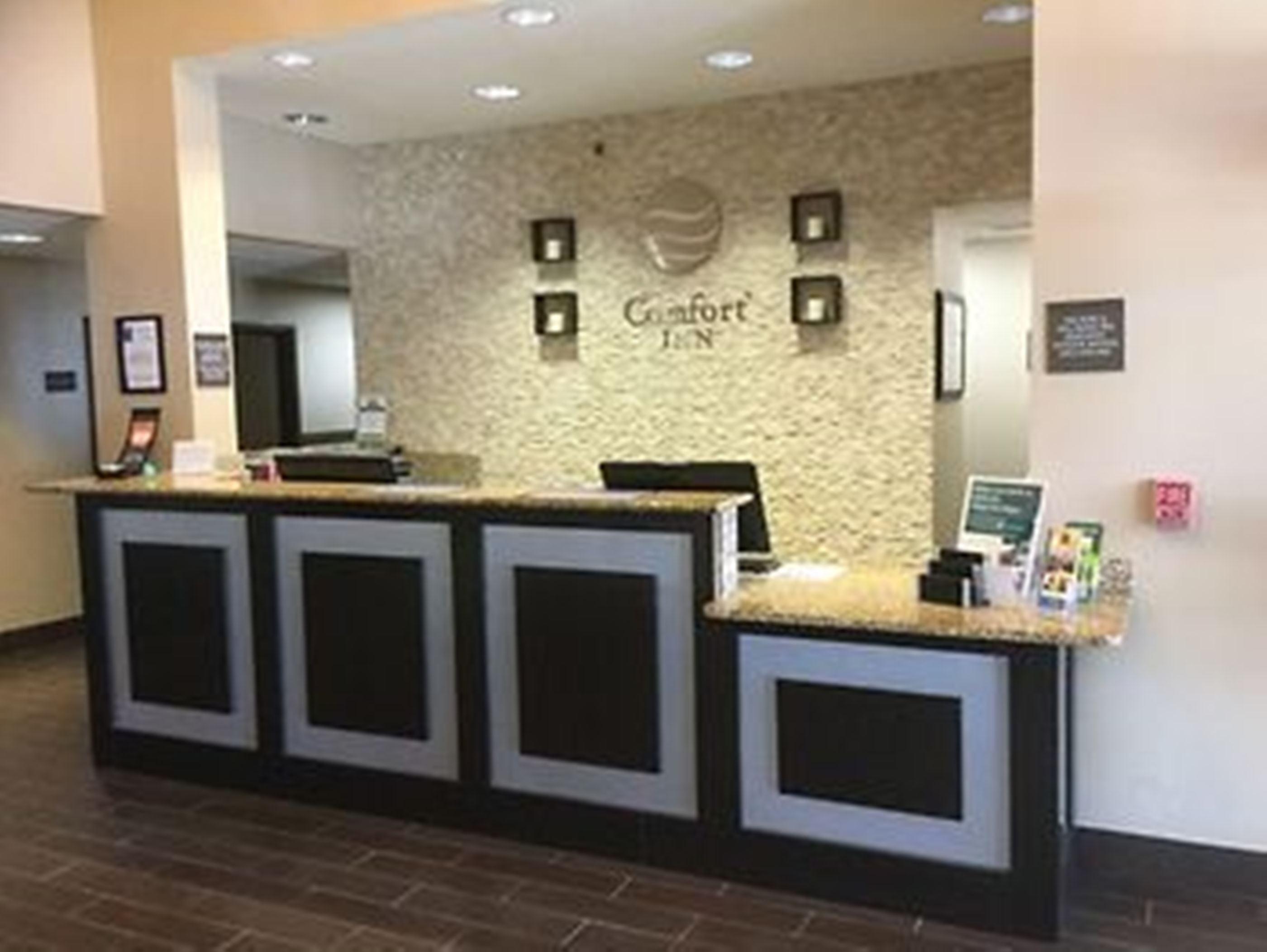 Quality Inn West Plano - Dallas Экстерьер фото