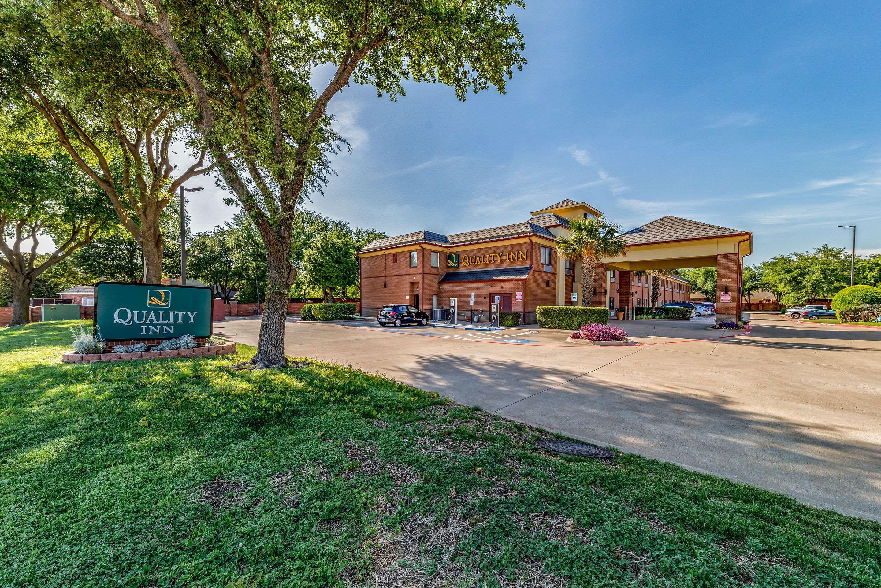 Quality Inn West Plano - Dallas Экстерьер фото