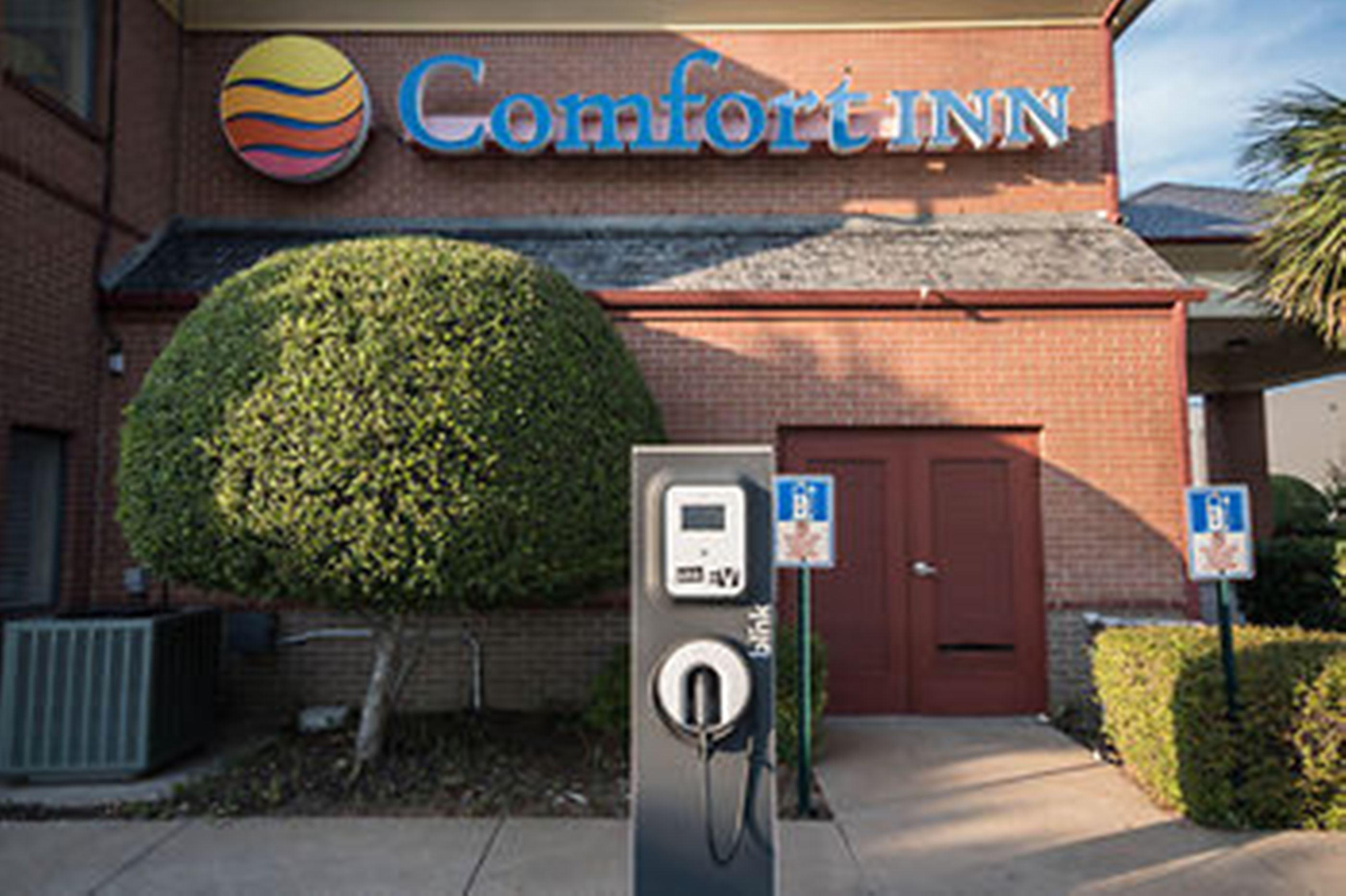 Quality Inn West Plano - Dallas Экстерьер фото
